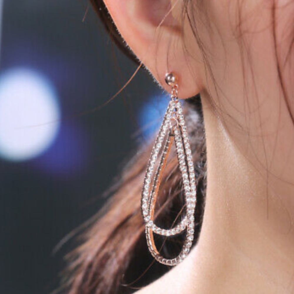 NEW 18k rose gold plated earrings